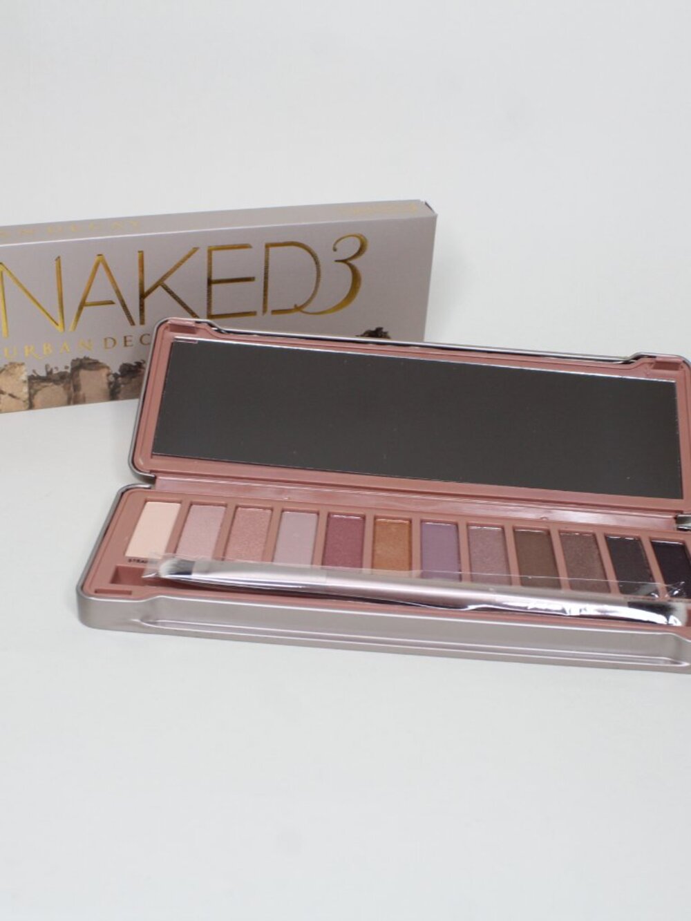 Urban Decay Naked 3 Eyeshadow Palette 12 Color NIB